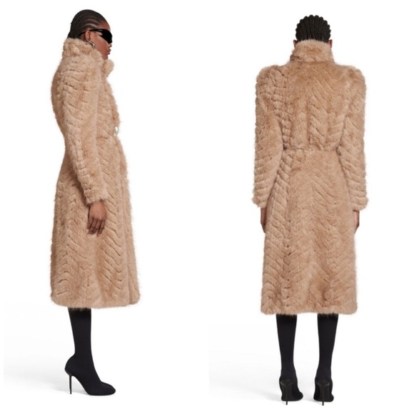 Balenciaga faux fur round shoulder fitted coat in beige seen on Kendall Jenner - Picture 8 of 9
